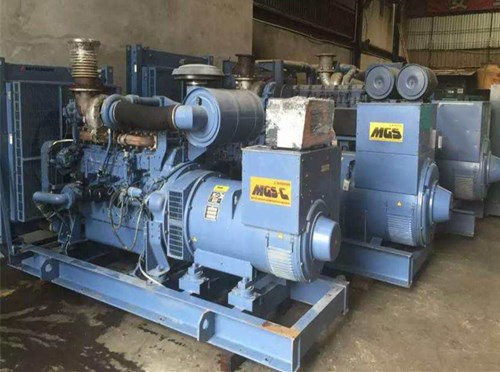 晋安发电机组带负载降电压是什么原因照成的？