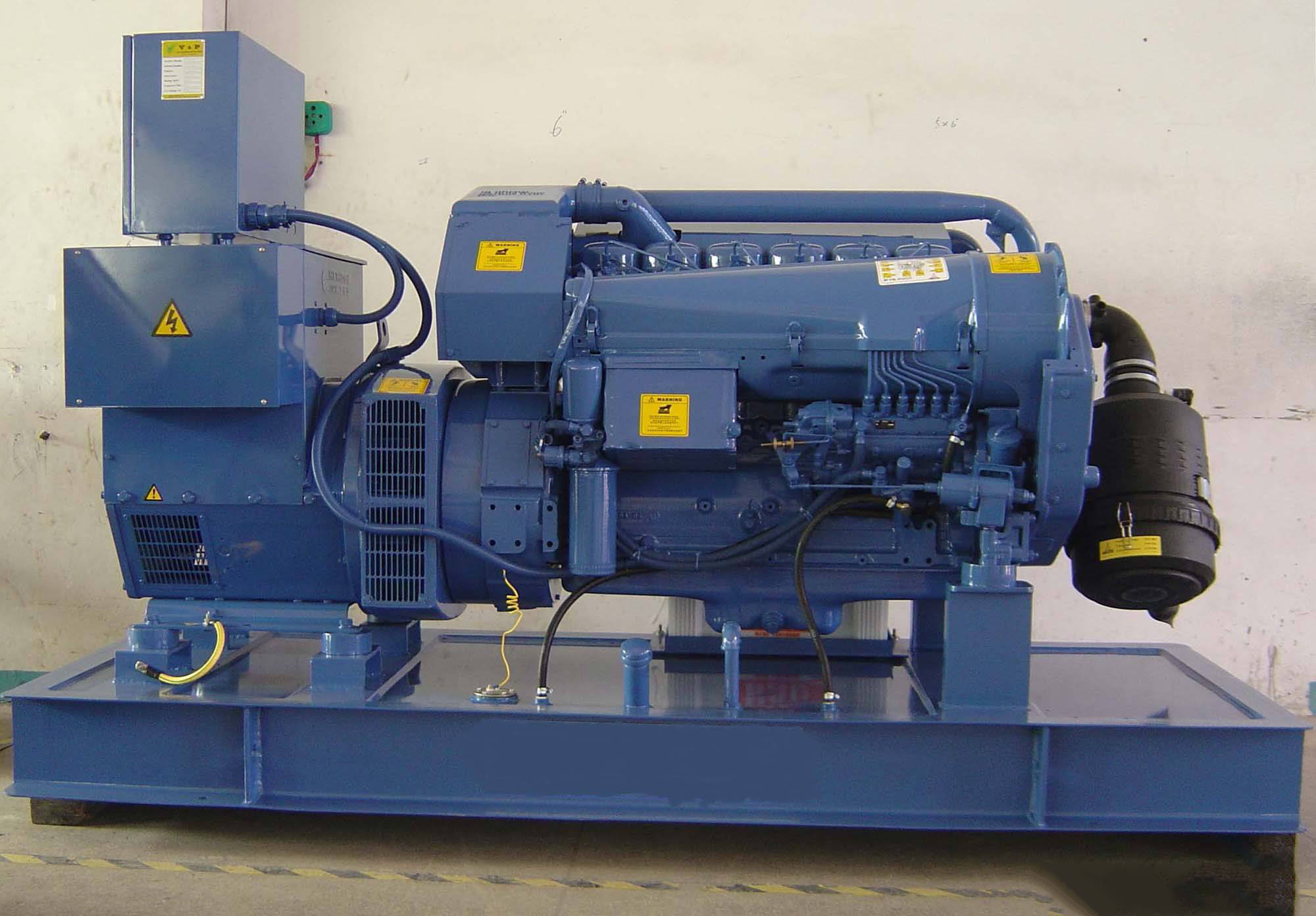 晋安汽油发电机组冬季启动前，电瓶需要做哪些检查和维护？